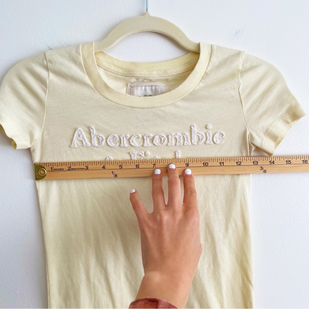 Abercrombie and fitch butter yellow spell out tee shirt 3d logo baby tee y2k XS - Picture 6 of 9